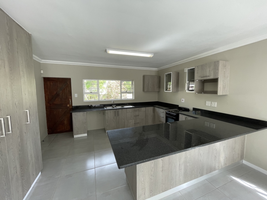 To Let 3 Bedroom Property for Rent in Berea Eastern Cape